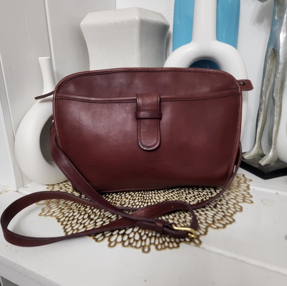 Vintage COACH Brighton Bag Burgandy - Picture 1 of 13